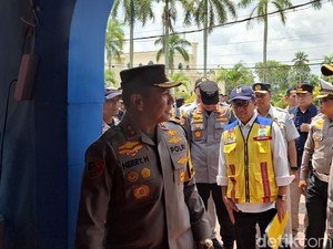 Kapolda Riau Cek Pos Pengamaman Mudik di Siak, Pelabuhan Buton Jadi Atensi