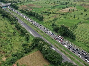 Tol Cipali Ramai Lancar, 18 Ribu Kendaraan Melintas Sejak Dini Hari