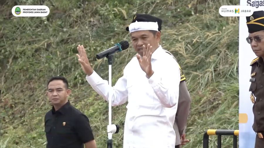Gubernur Jawa Barat, Dedi Mulyadi dalam apel kesiapsiagaan satgas pemberantasan premanisme. (Tangkapan layar youtube humas Jabar)