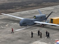 Moment Kim Jong Un Pantau Uji Coba Drone Bunuh Diri
