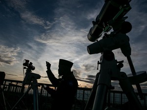 Hasil Sidang Isbat 1 Dzulhijjah 2025 Diumumkan Jam Berapa? Ini Jadwalnya