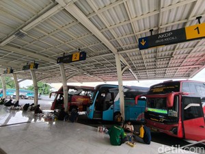 Terminal Harjamukti Cirebon Kurang Meriah di Musim Mudik Tahun Ini