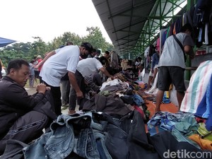 Menengok Kesibukan di Pasar Kulon Progo Saat Prepegan Jelang Lebaran