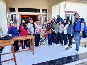 Kemensos Salurkan Logistik dan Makanan ke Warga Berau Terdampak Banjir