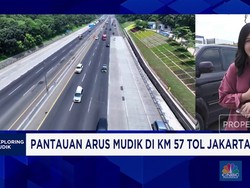 Video: Pantauan Arus Mudik di Km 57 Tol Jakarta-Cikampek