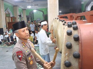 Kapolres-Bupati Trenggalek Gelar Takbiran di Masjid Agung Baiturrahman