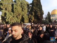 Warga Palestina Laksanakan Shalat Id Di Masjid Al Aqsa