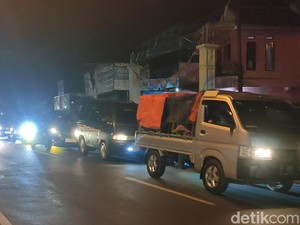 Limbangan Padat Malam Ini, Polisi Berlakukan 15 Kali One Way