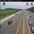 Video: Lebaran, Contraflow Berlaku di Tol Jakarta-Cikampek KM 55 - 65