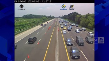 Video: Lebaran, Contraflow Berlaku di Tol Jakarta-Cikampek KM 55 - 65