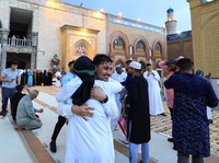 Potret Idul Fitri 1446 H Dunia, Palestina-Thailand di Tengah Duka