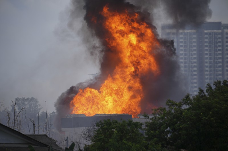Pipa Gas Bocor Picu Kebakaran di Malaysia. REUTERS/Stringer