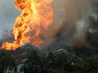 Pipa Gas Bocor, Kebakaran Hebat Terjang Negara Tetangga RI