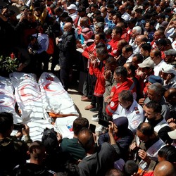 Parah! Tentara Israel Membabi-buta Tembak Kendaraan Darurat Paramedis