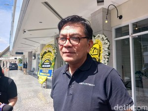 Pemakaman Ray Sahetapy Tunggu Surya Tiba dari Amerika Serikat