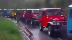 Ratusan Wisatawan Terjebak Macet Panjang di Jalur Bromo