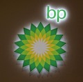 Laba Bersih BP Anjlok 70%, 'Terbakar' Pasar Gas hingga Aksi Trump