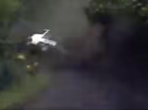 Pikap Dihempas Longsor di Jalur Pacet-Cangar Dievakuasi, 2 Orang Tewas