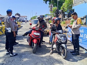 Arus Balik, Pemeriksaan di Pelabuhan Padangbai dan Gilimanuk Diperketat
