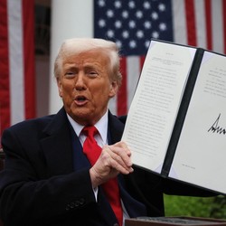 Soal Tarif Baru Trump Analis Dunia Sepakat: Tidak Ada Bagusnya!