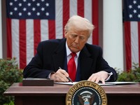 11 Fakta RI Korban Perang Dagang Trump, AS Buka Suara-Senjata Prabowo