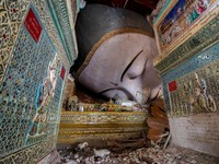 Potret Malapetaka Hantam Bumi: Budha Raksasa Rubuh, Neraka di AS-China