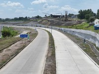 Naik Tol Baru Ini Jakarta-Bandung Terasa Sejengkal Kurang dari Sejam