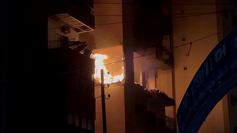 Serangan Israel ke Lebanon dikabarkan menewaskan komandan Hamas Hassan Farhat, di Sidon, Lebanon, 4 April 2025. REUTERS/Ali Hankir