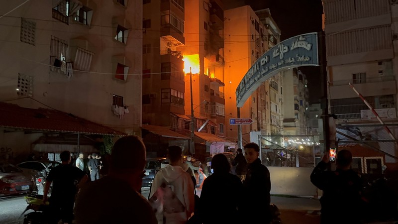 ISRAEL-PALESTINIANS/LEBANON-HAMAS Serangan Israel ke Lebanon dikabarkan menewaskan komandan Hamas Hassan Farhat, di Sidon, Lebanon, 4 April 2025. REUTERS/Ali Hankir