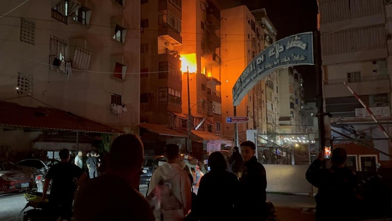 Serangan Israel ke Lebanon dikabarkan menewaskan komandan Hamas Hassan Farhat, di Sidon, Lebanon, 4 April 2025. REUTERS/Ali Hankir