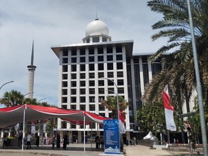 Libur Lebaran, Warga Ngawi-Serang Pilih Jumatan di Masjid Istiqlal