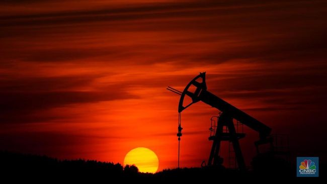 Perang Dagang AS-China Masih Bikin Harga Minyak Jeblok