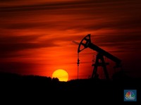 Permintaan AS Drop, Harga Minyak Anjlok