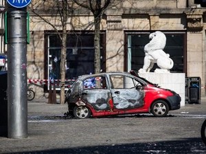 Mobil Meledak di Pusat Kota Amsterdam Bikin Panik, Sopirnya Terbakar