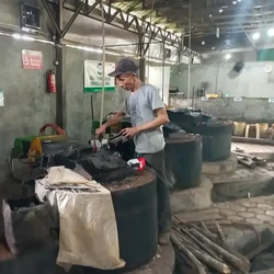 Warga Banjarnegara Sukses Produksi BBM Setara Solar, Namanya Petasol