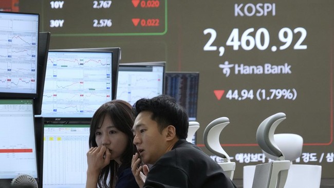 Asia 'Kebakaran', Bursa Jepang dan Korea Anjlok hingga 6%