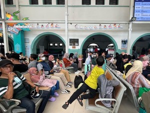 Alasan Mereka Baru Mudik Setelah Lebaran: Baru Dapat Cuti, Kalah War Tiket