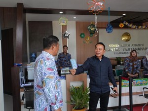 Kakanwil BPN Jateng Cek Layanan Pertanahan di Semarang Saat Libur Lebaran