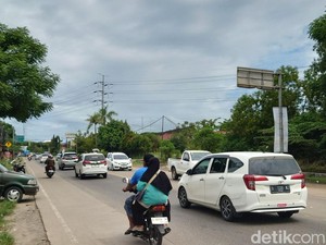 Jalur Wisata Anyer Ramai di Penghujung Libur Lebaran