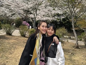 Keseruan Ayu Ting Ting Liburan ke Jepang