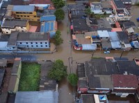 Banjir Hantam Paru-Paru Bumi, Keadaaan Darurat Diumumkan