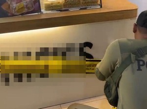 Stan Es Krim yang Viral Beralkohol di Surabaya Disegel