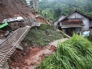 47 Keluarga di Singajaya Garut Terancam Pergerakan Tanah