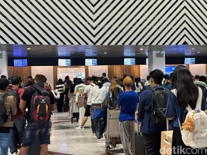 Puncak Arus Balik, Bandara Juanda Layani 51 Ribu Penumpang