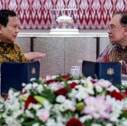 Anwar Ibrahim Telepon Prabowo, Bahas Aksi Trump hingga Perang Saudara