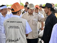 Prabowo: Tiap Desa akan Punya Apotek, Harga Obat Terjangkau Rakyat