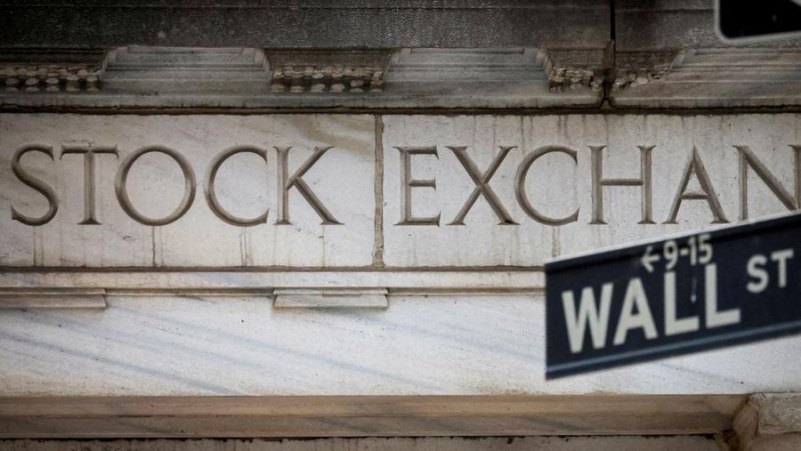 FILE PHOTO: The Wall Street entrance to the New York Stock Exchange (NYSE) is seen in New York City, U.S., November 15, 2022. REUTERS/Brendan McDermid/File Photo