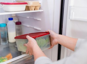 Simak! Ini 4 Penyebab Kulkas Tak Dingin yang Bikin Makanan-Minuman Cepat Basi