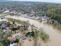 Potret Malapetaka Menggila di AS, Banjir Bandang Telan Korban Jiwa