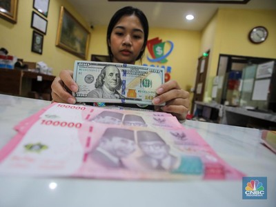 Dolar Tembus Rp17.000/US$, Kinerja Rupiah Masih Berdarah-darah